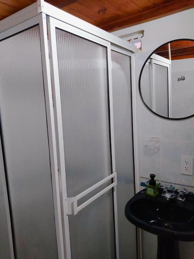 Habitacion Privada En Jardin Cerca Al Parque Hotel Buitenkant foto